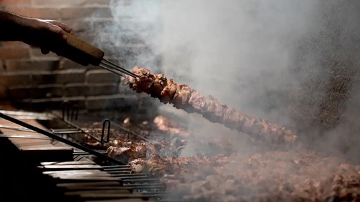 Pinchos de lechazo del Mesón de Pedro Mesón de Pedro